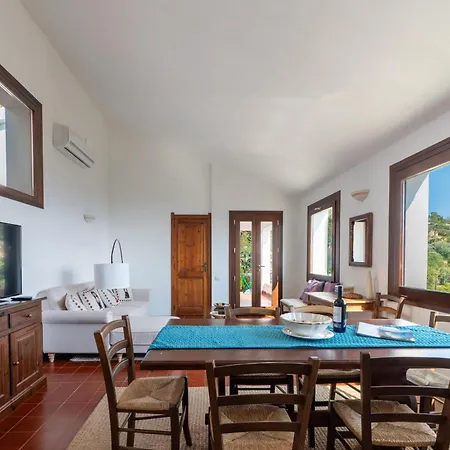 Lyra - Private With Incredible Sea And Sunset Views With Hot Tub Вилла Торре-делле-Стелле