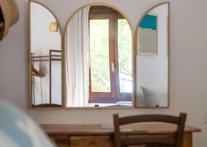 Вилла Lyra - Private With Incredible Sea And Sunset Views With Hot Tub Торре-делле-Стелле