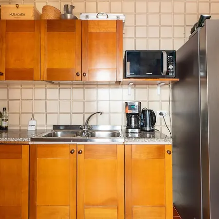 Lyra - Private With Incredible Sea And Sunset Views With Hot Tub *