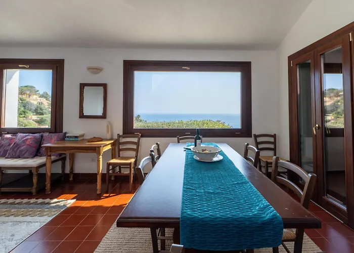 Lyra - Private With Incredible Sea And Sunset Views With Hot Tub *